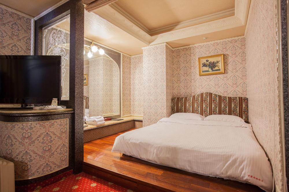 Mila Hotel Taichung Luaran gambar