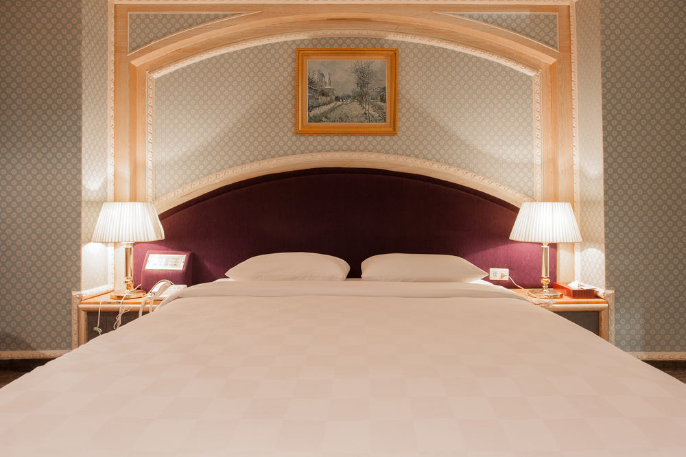 Mila Hotel Taichung Luaran gambar
