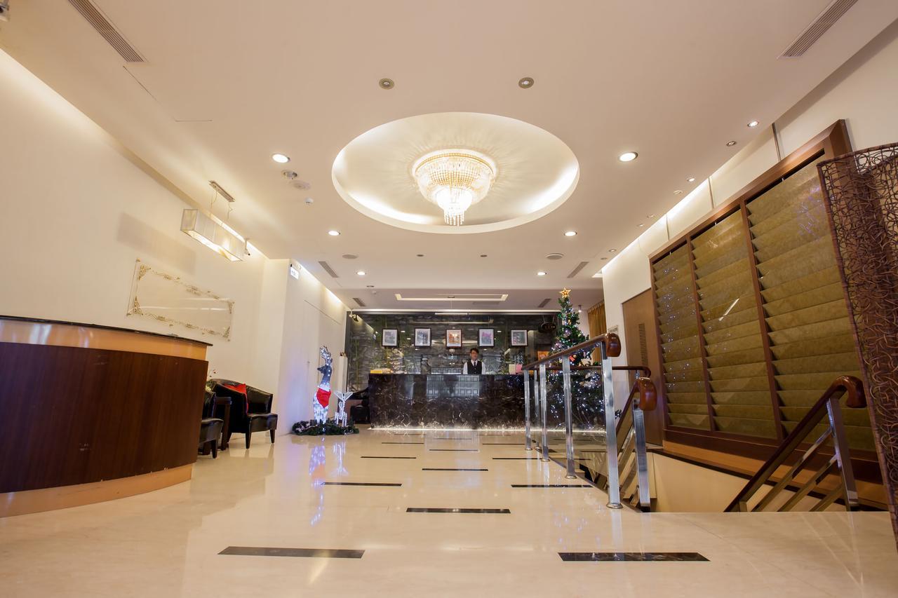 Mila Hotel Taichung Luaran gambar