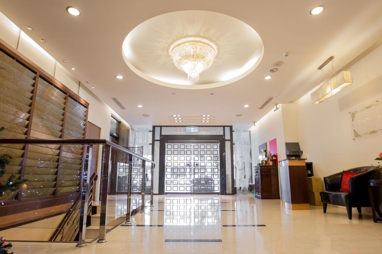 Mila Hotel Taichung Luaran gambar
