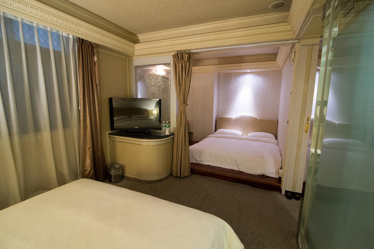Mila Hotel Taichung Luaran gambar